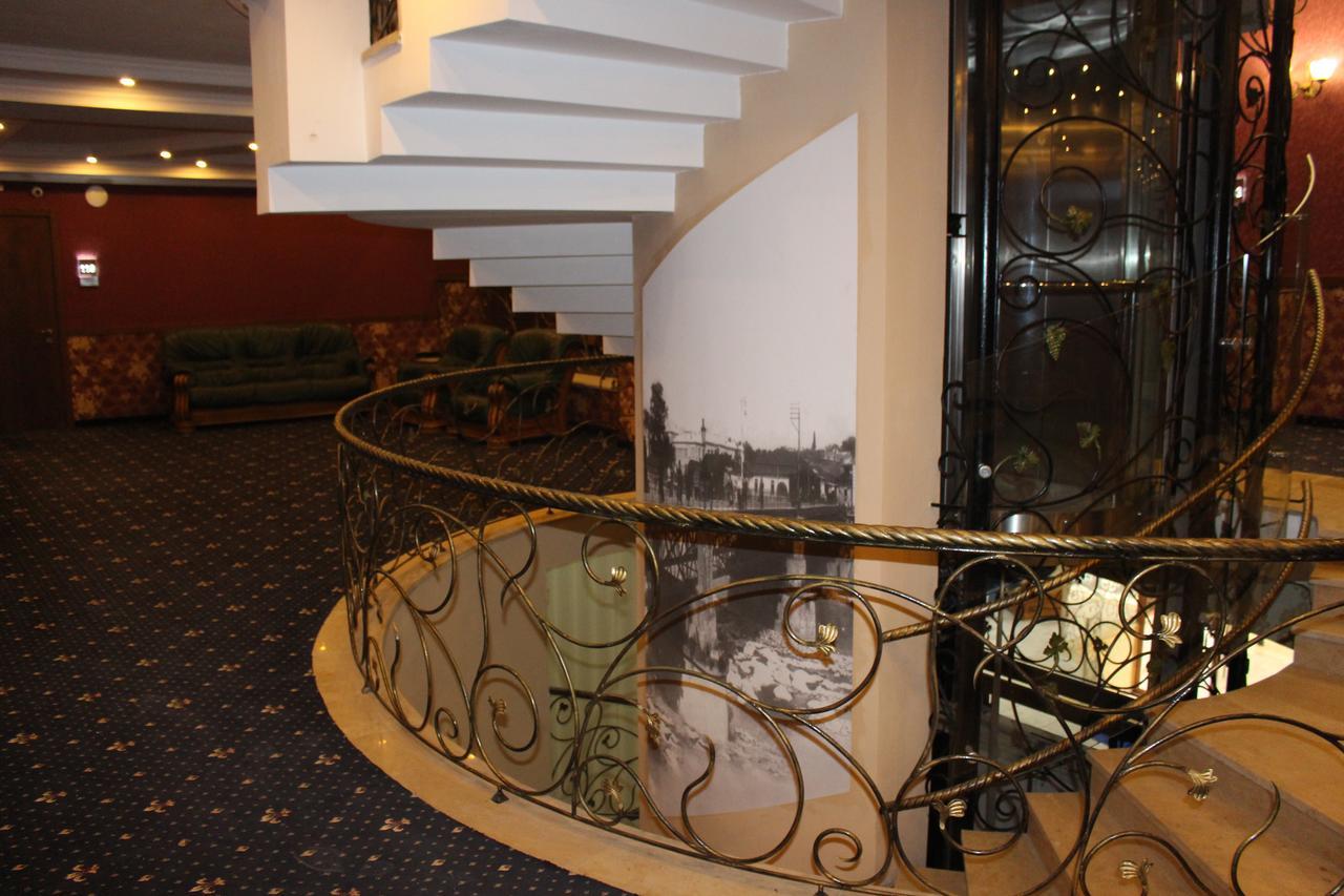 Apartment White Bridge Κουτάισι Εξωτερικό φωτογραφία