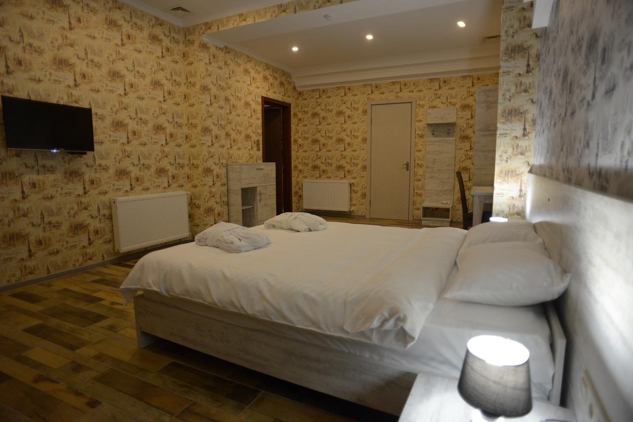 Apartment White Bridge Κουτάισι Εξωτερικό φωτογραφία