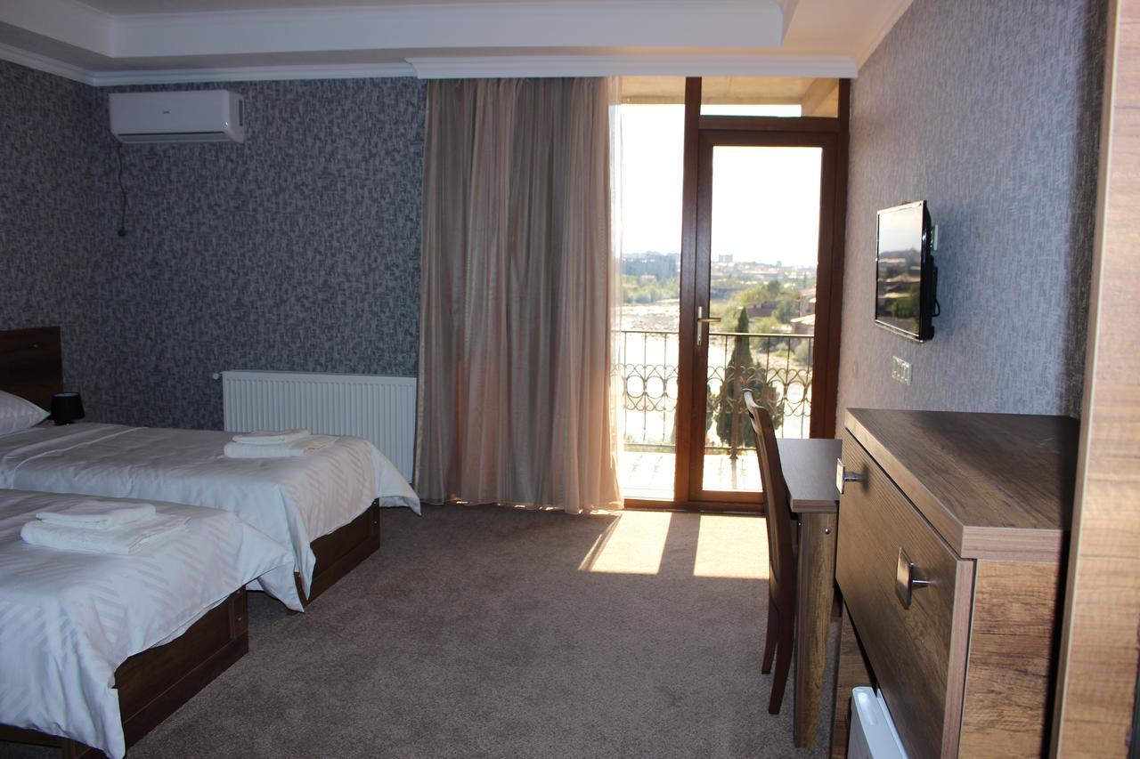 Apartment White Bridge Κουτάισι Εξωτερικό φωτογραφία